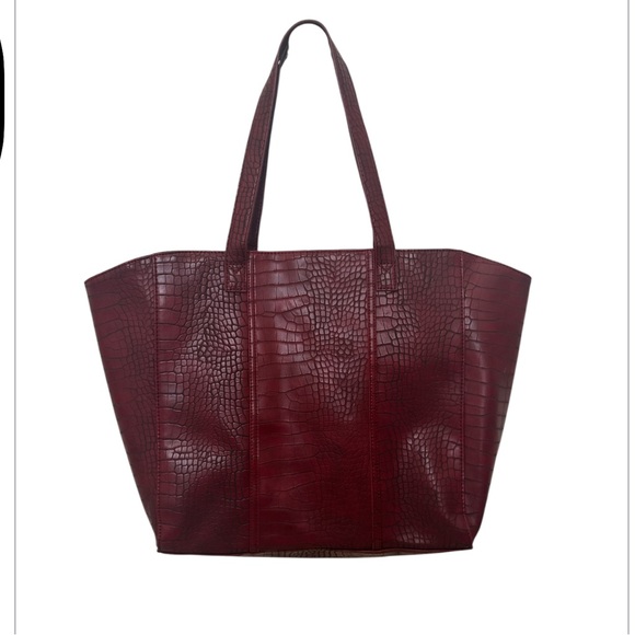 Women’s Vintage Neiman Marcus Red/Burgundy Faux Leather Crocodile Tote, large - Picture 1 of 9